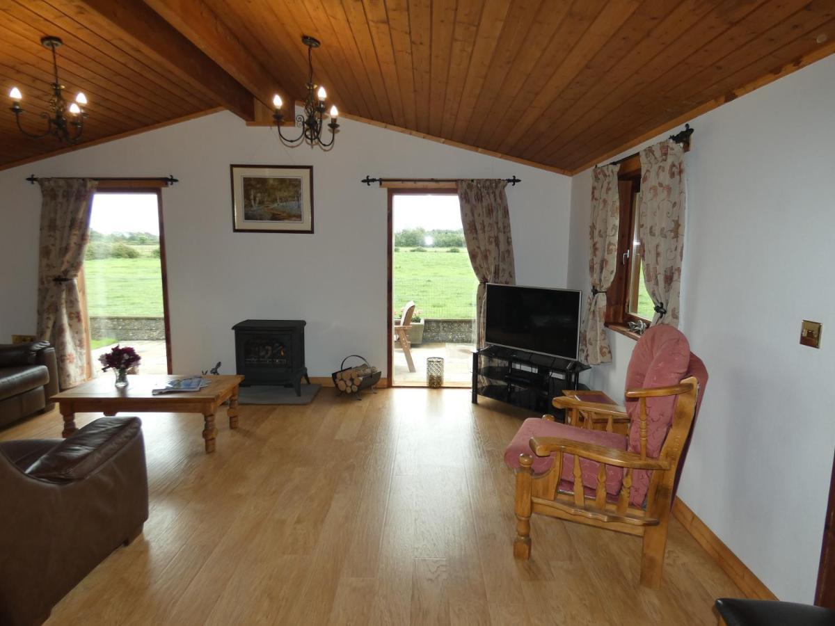 Chestnut Lodge Pilling Exterior foto