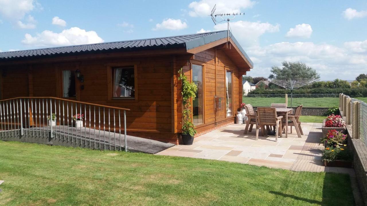 Chestnut Lodge Pilling Exterior foto